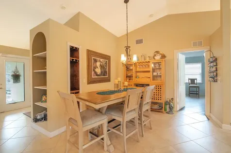 2280 SE Longhorn Avenue Port St Lucie FL 34952