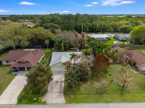 2280 SE Longhorn Avenue Port St Lucie FL 34952