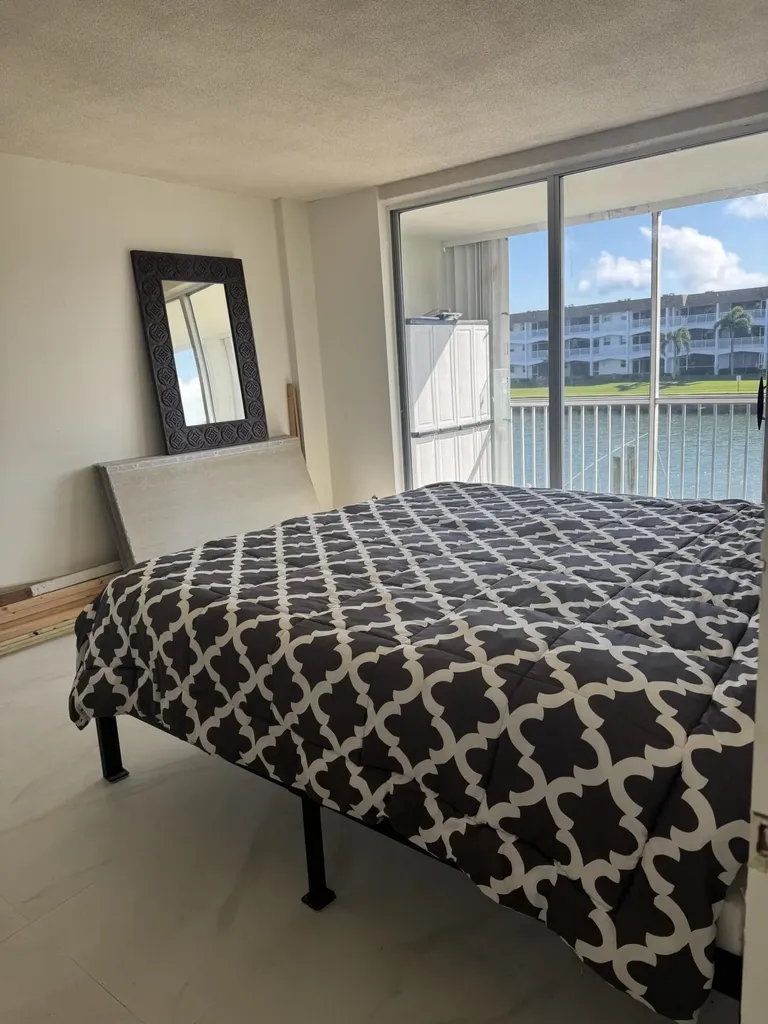 100 Paradise Harbour Boulevard North Palm Beach FL 33408