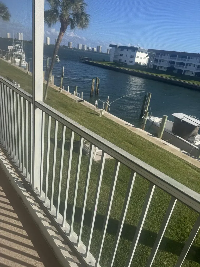 100 Paradise Harbour Boulevard North Palm Beach FL 33408