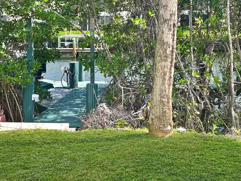 1860 Cobia Drive Vero Beach FL 32960