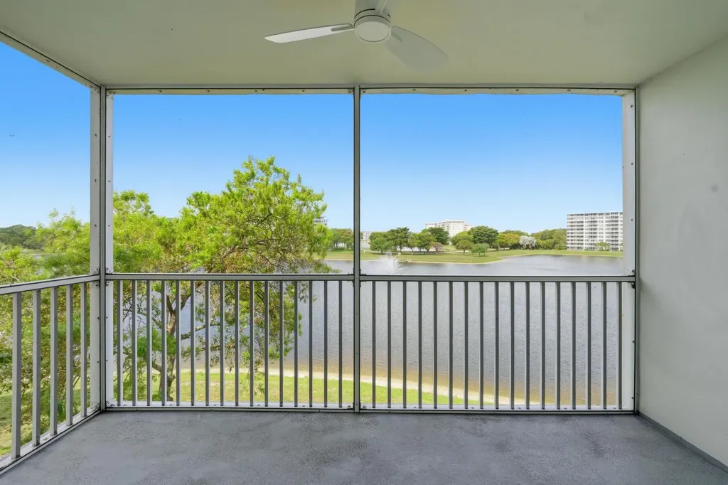 2801 N Palm Aire Drive Pompano Beach FL 33069