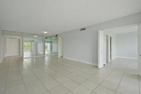 2801 N Palm Aire Drive Pompano Beach FL 33069
