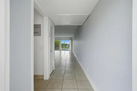 2801 N Palm Aire Drive Pompano Beach FL 33069