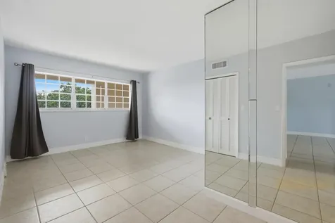 2801 N Palm Aire Drive Pompano Beach FL 33069