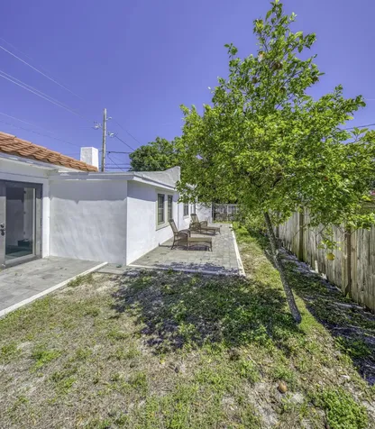 711 12th Avenue N Lake Worth Beach FL 33460