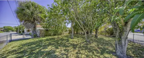 711 12th Avenue N Lake Worth Beach FL 33460