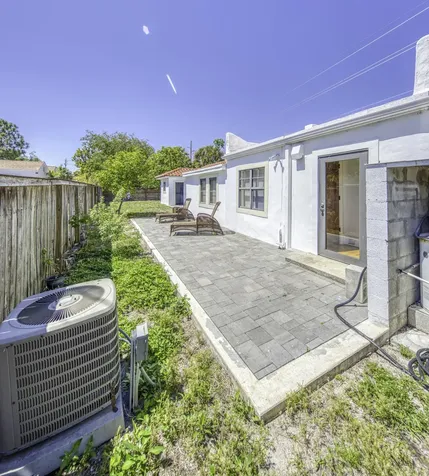 711 12th Avenue N Lake Worth Beach FL 33460