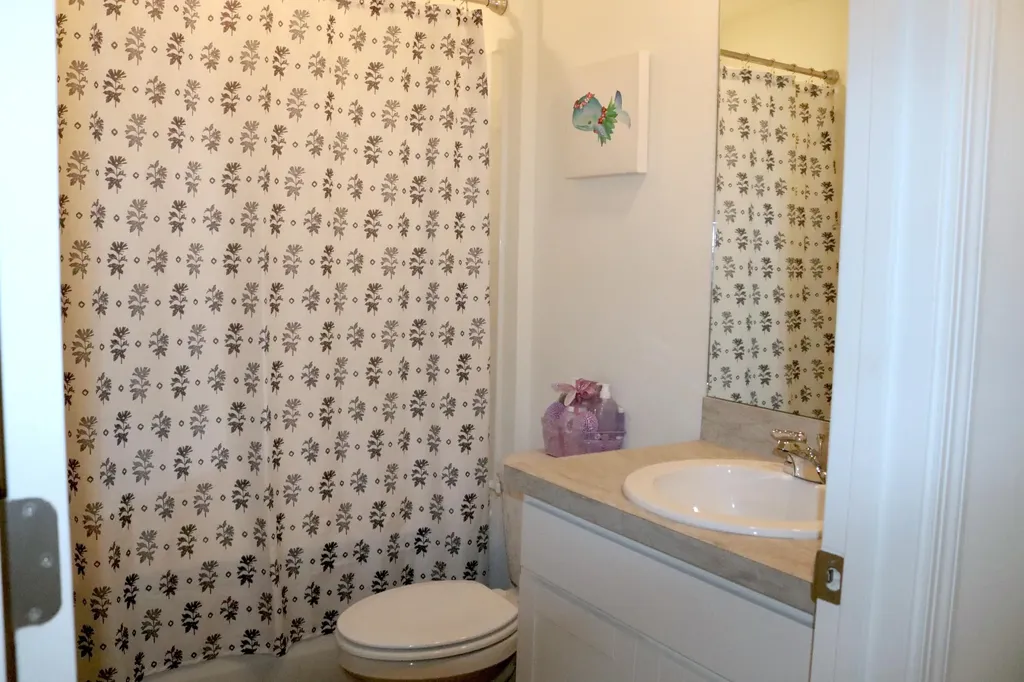 1643 SE Ocean Lane Port St Lucie FL 34983
