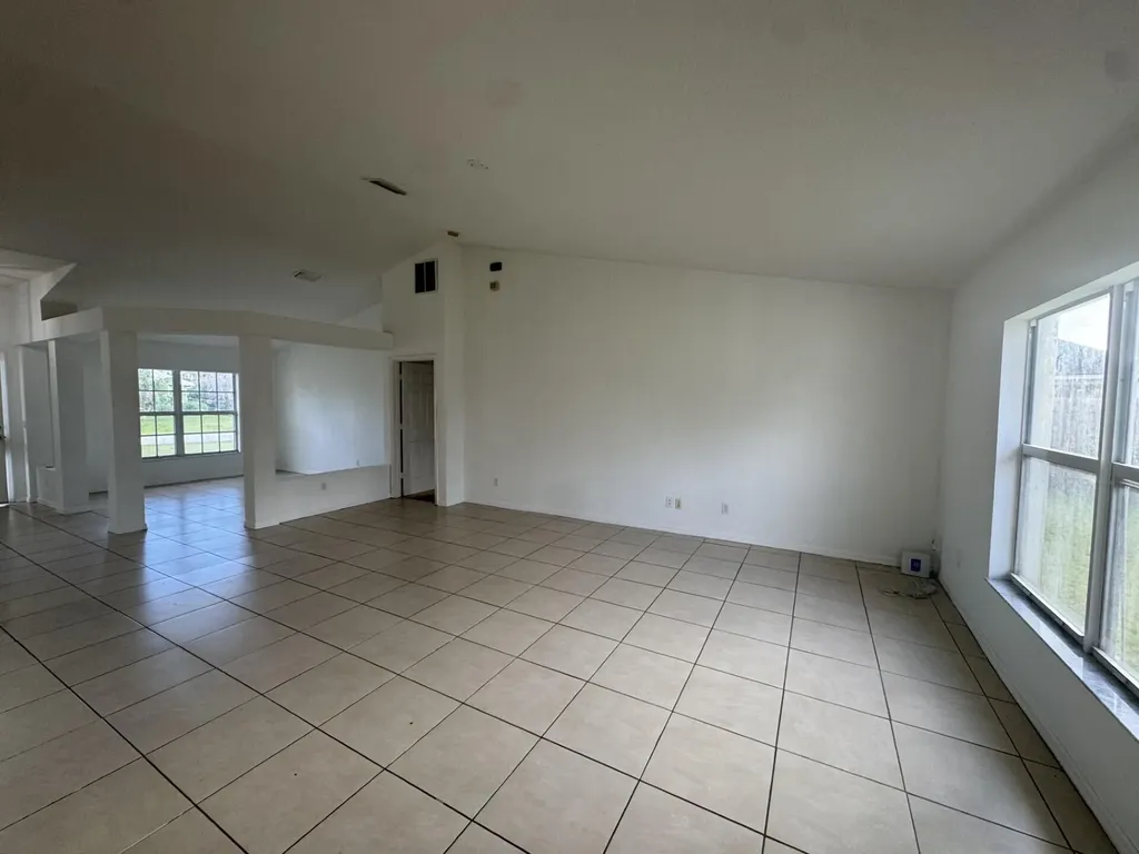 1061 SW Coleman Avenue Port St Lucie FL 34953
