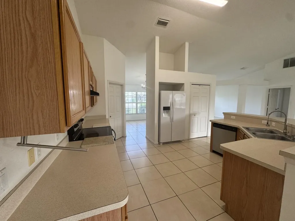 1061 SW Coleman Avenue Port St Lucie FL 34953