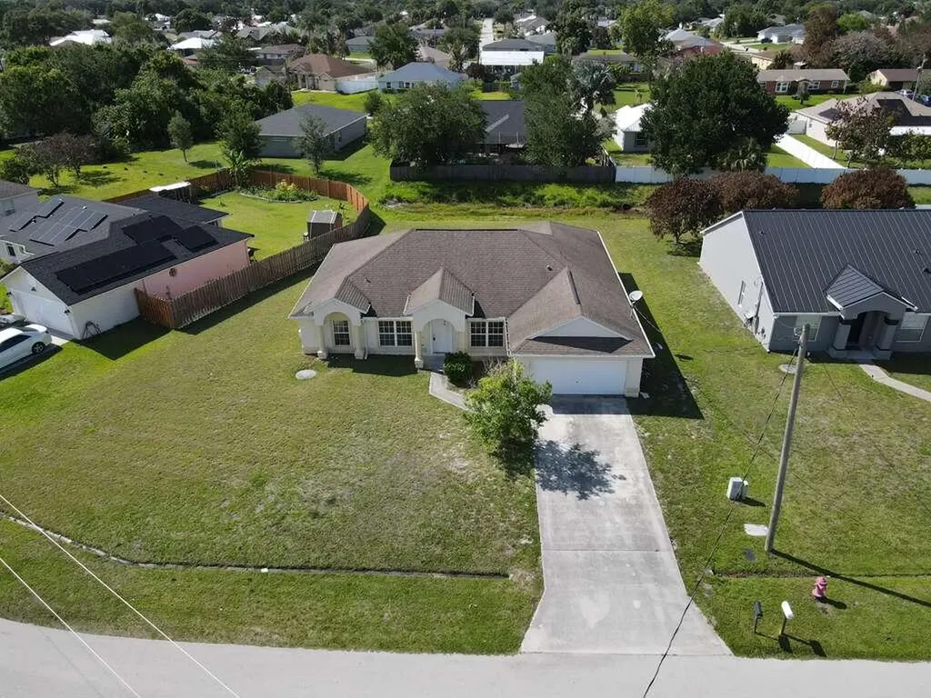 1061 SW Coleman Avenue Port St Lucie FL 34953