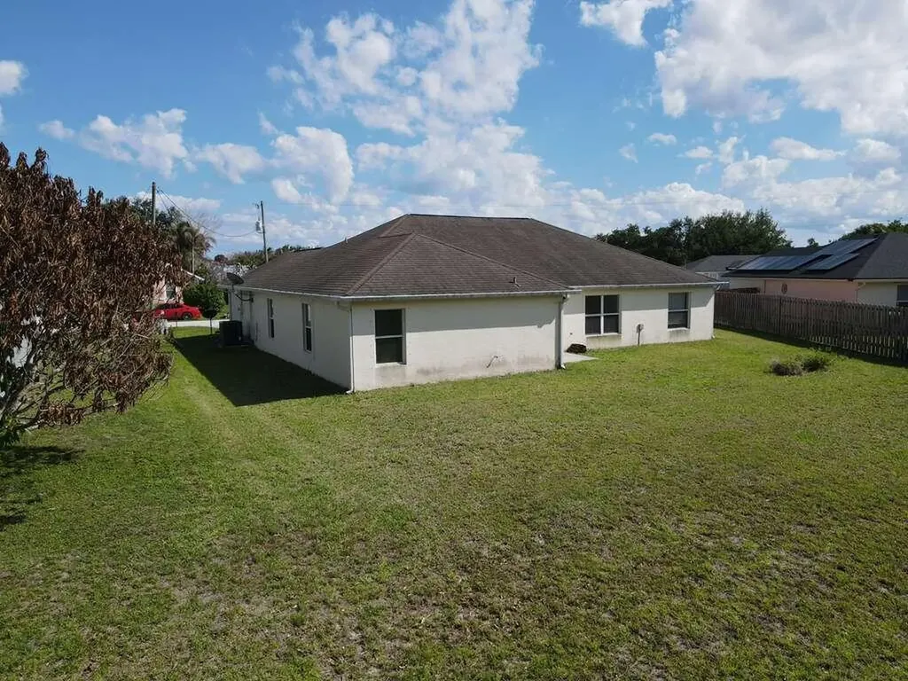 1061 SW Coleman Avenue Port St Lucie FL 34953