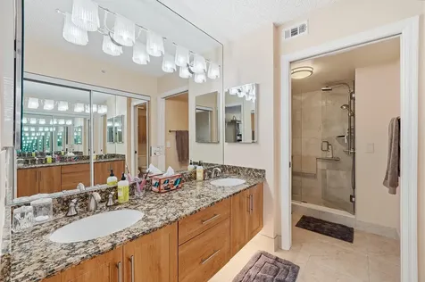 2541 N Nob Hill Road Sunrise FL 33322