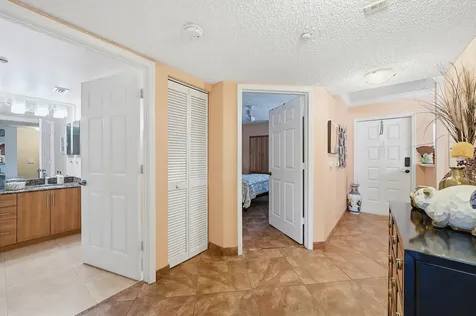 2541 N Nob Hill Road Sunrise FL 33322