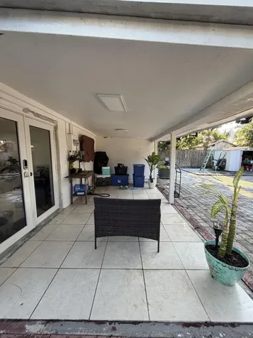 814 Colonial Road West Palm Beach FL 33405