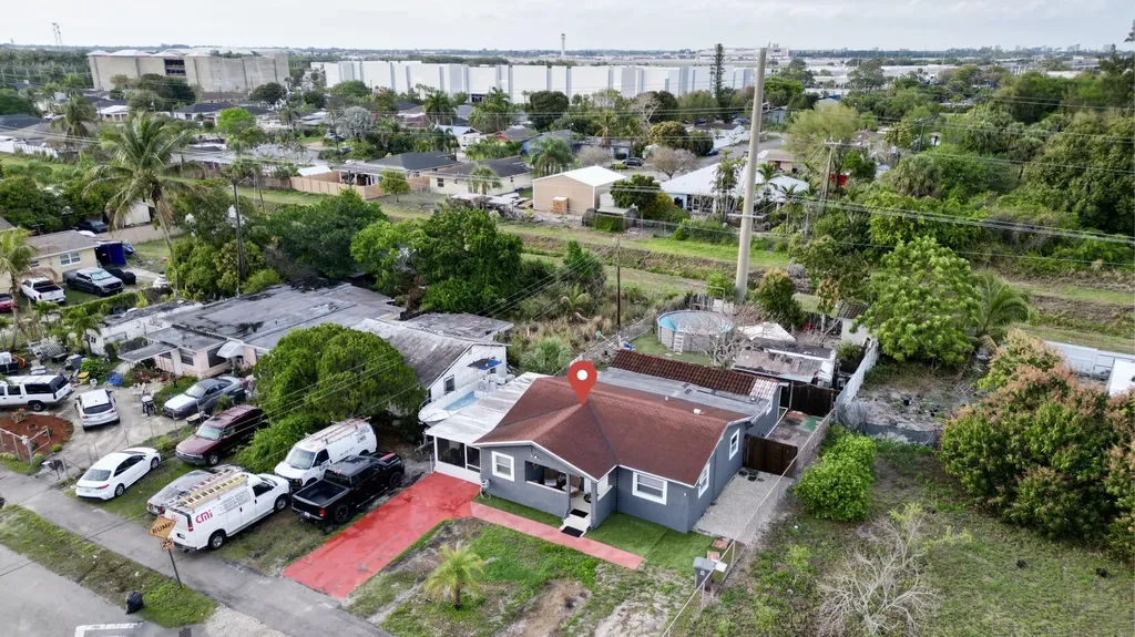 2743 Kentucky Street West Palm Beach FL 33406