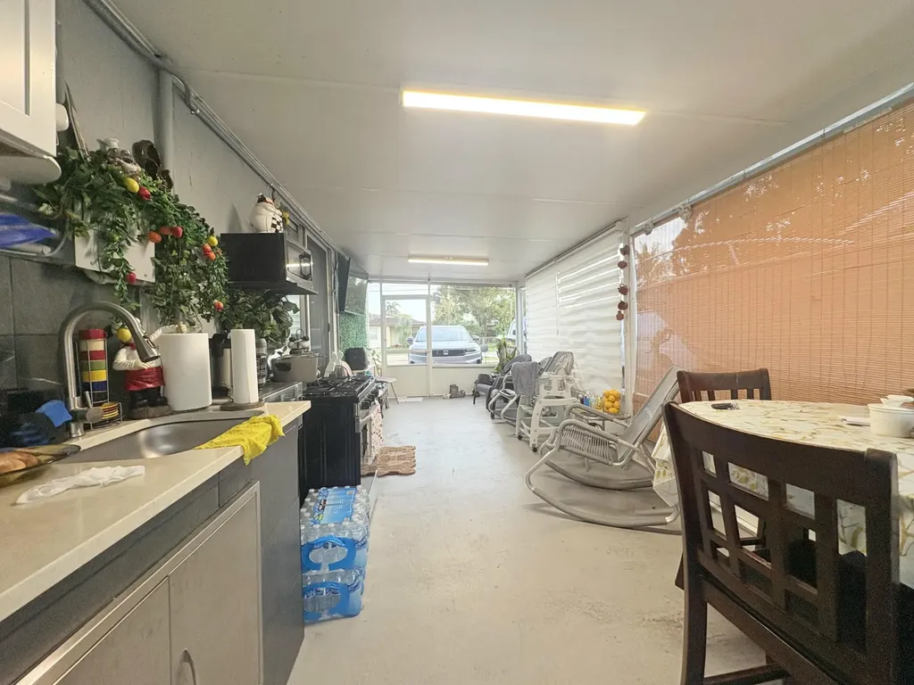 2743 Kentucky Street West Palm Beach FL 33406