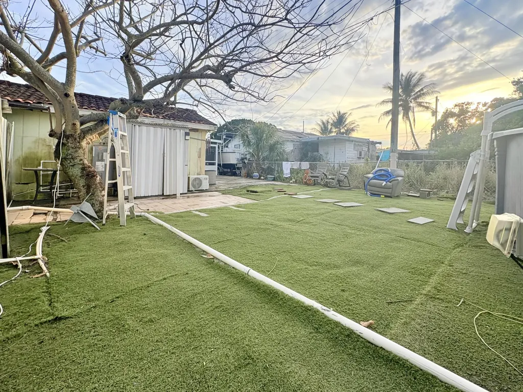 2743 Kentucky Street West Palm Beach FL 33406