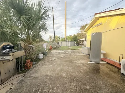 2743 Kentucky Street West Palm Beach FL 33406