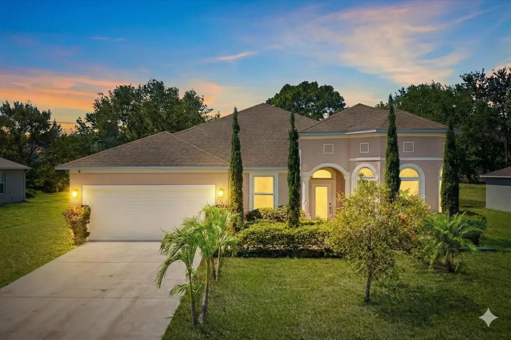 5744 NW Cahaba Street Port St Lucie FL 34986