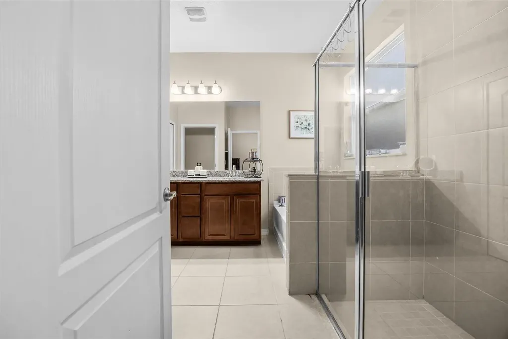 5744 NW Cahaba Street Port St Lucie FL 34986