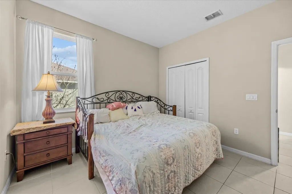 5744 NW Cahaba Street Port St Lucie FL 34986