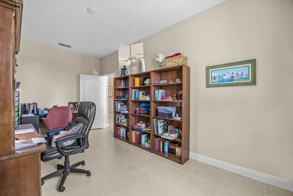 5744 NW Cahaba Street Port St Lucie FL 34986