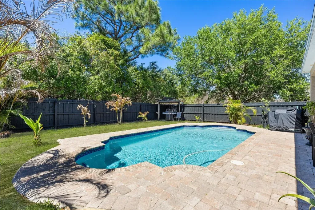 5744 NW Cahaba Street Port St Lucie FL 34986