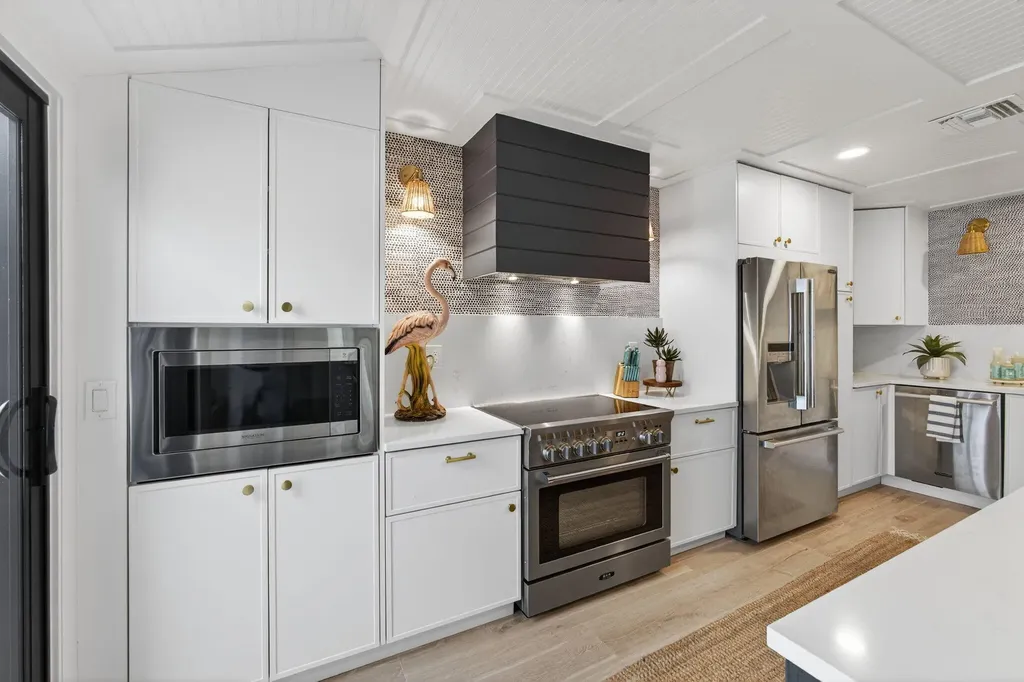 17085 Bay Street Jupiter FL 33477