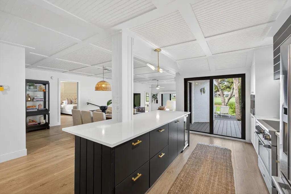 17085 Bay Street Jupiter FL 33477
