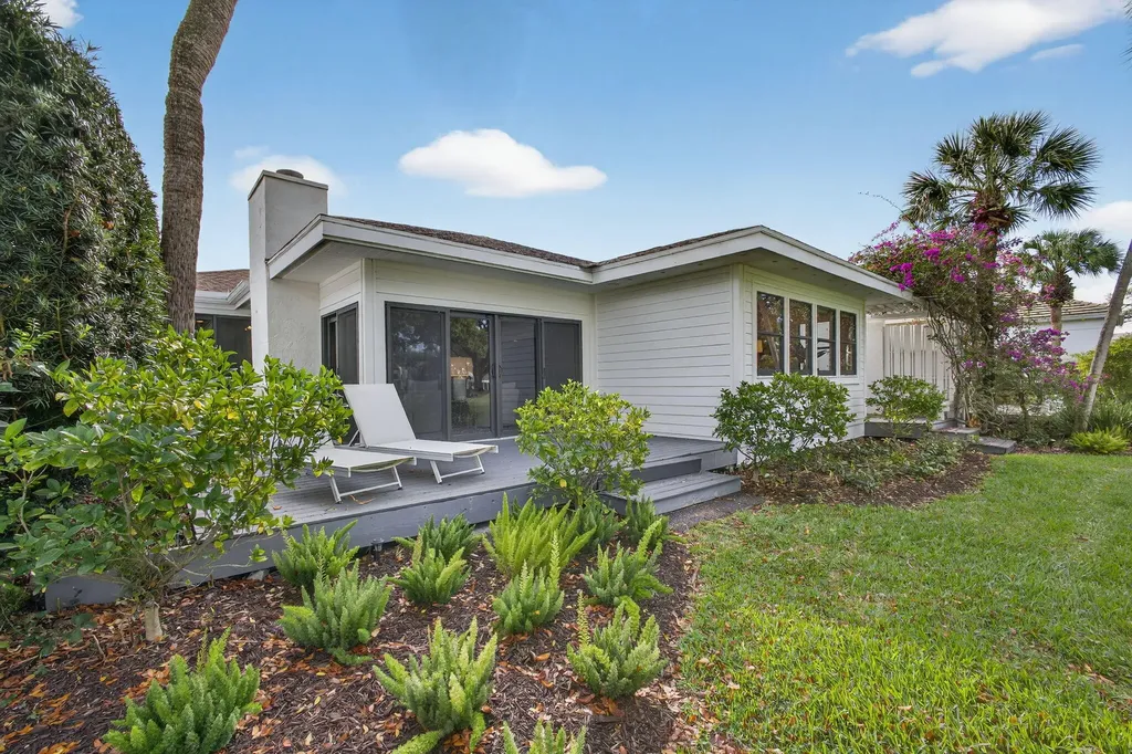 17085 Bay Street Jupiter FL 33477