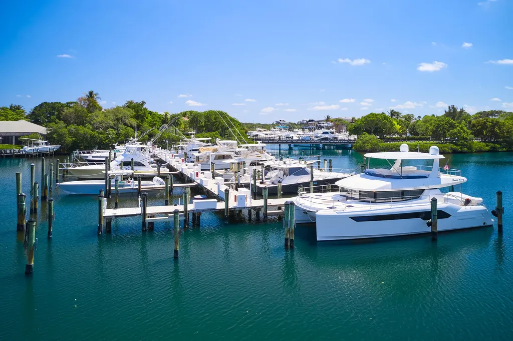 17085 Bay Street Jupiter FL 33477