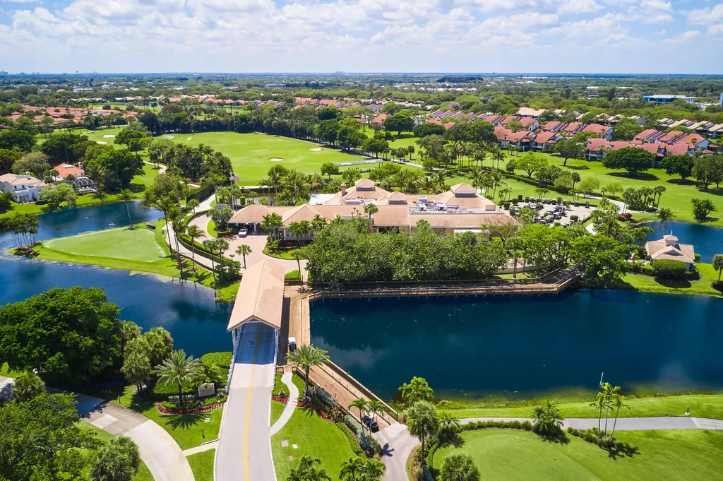 17085 Bay Street Jupiter FL 33477