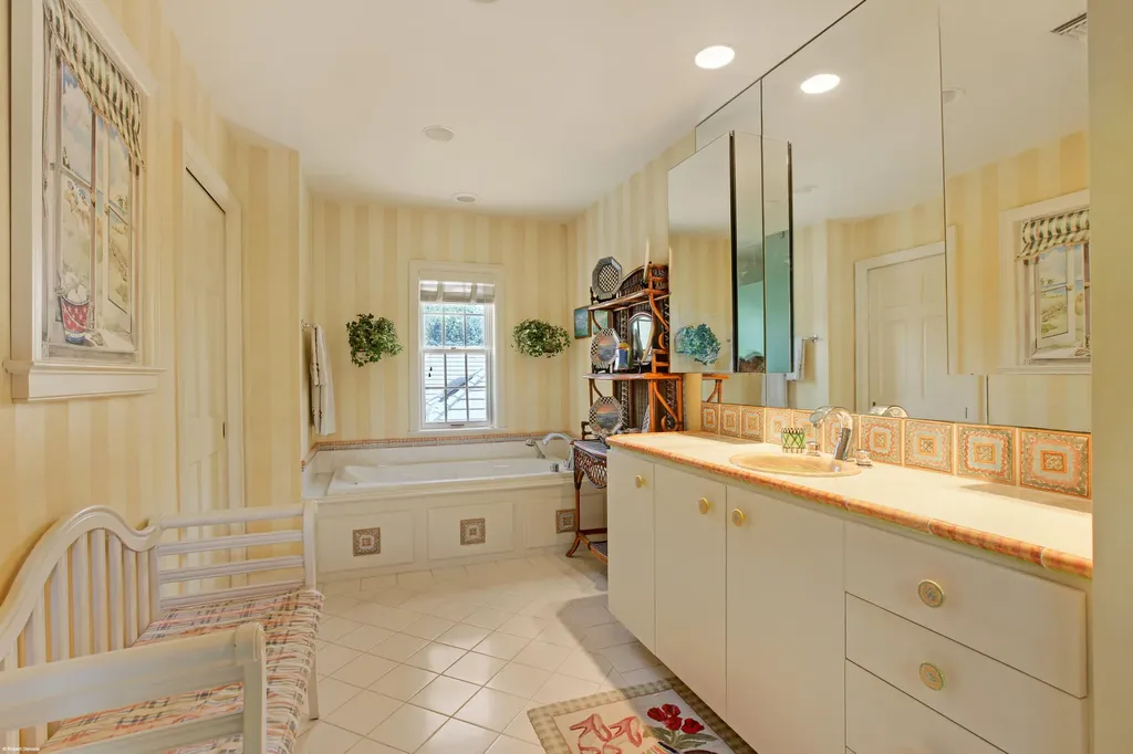 123 Gomez Road Jupiter Island FL 33455