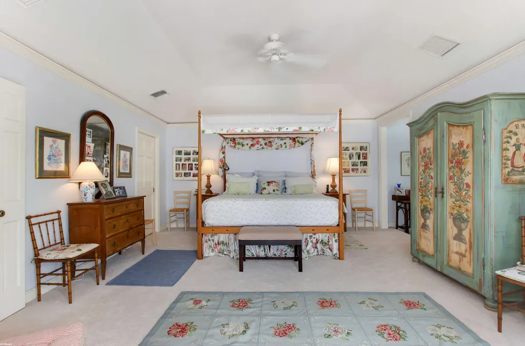 123 Gomez Road Jupiter Island FL 33455