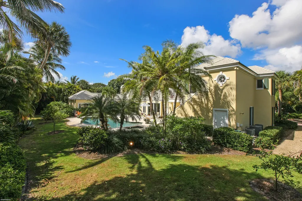 123 Gomez Road Jupiter Island FL 33455