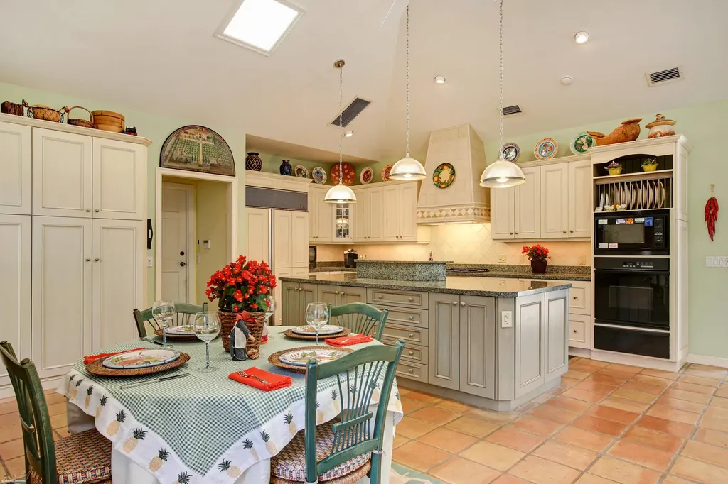 123 Gomez Road Jupiter Island FL 33455