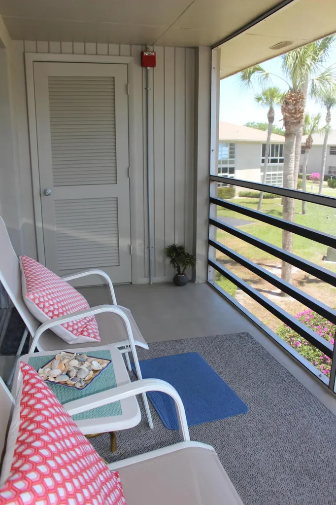 30 Lake Vista Trail Port St Lucie FL 34952