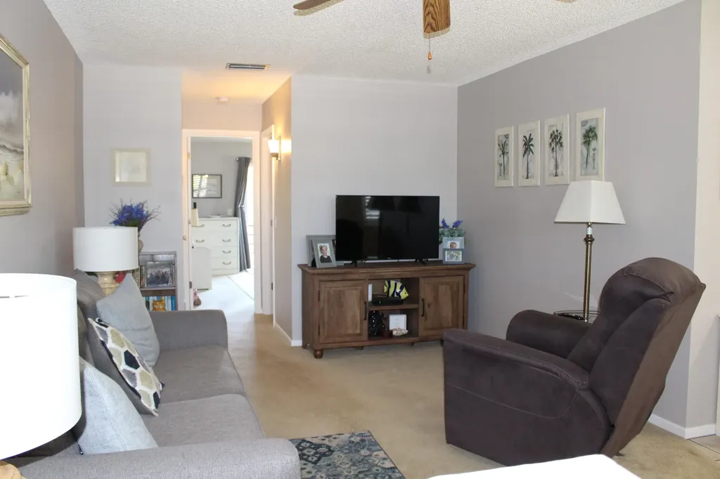 30 Lake Vista Trail Port St Lucie FL 34952