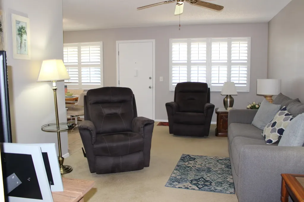 30 Lake Vista Trail Port St Lucie FL 34952