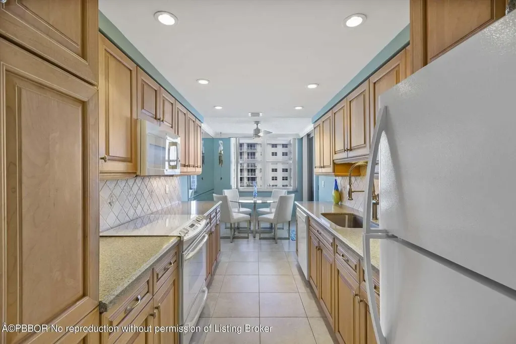 3546 S Ocean Boulevard South Palm Beach FL 33480
