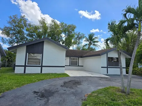 8214 SW 14th Court North Lauderdale FL 33068