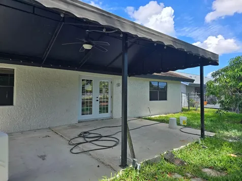 8214 SW 14th Court North Lauderdale FL 33068