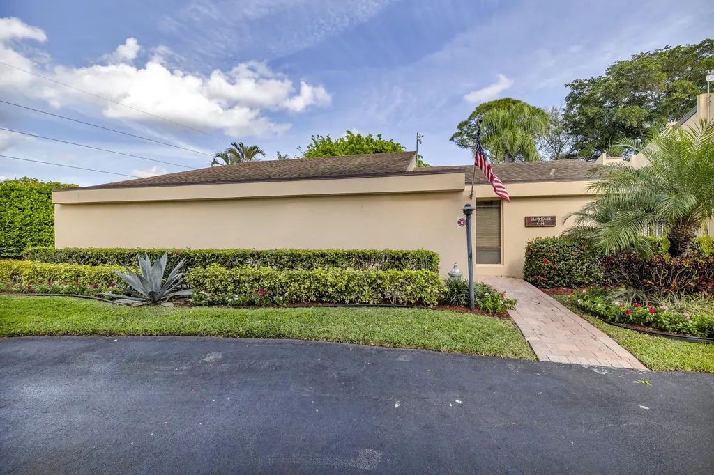 6521 Pumpkin Seed Circle Boca Raton FL 33433