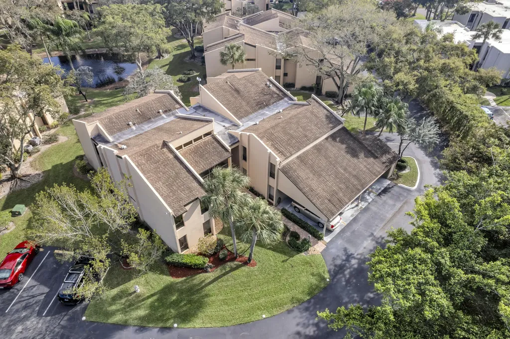6521 Pumpkin Seed Circle Boca Raton FL 33433