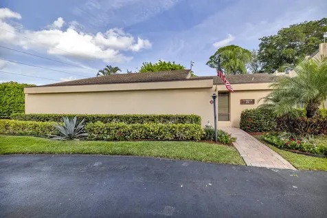 6521 Pumpkin Seed Circle Boca Raton FL 33433