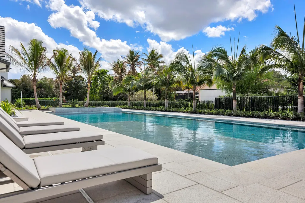 2015 Lockheed Terrace Wellington FL 33414
