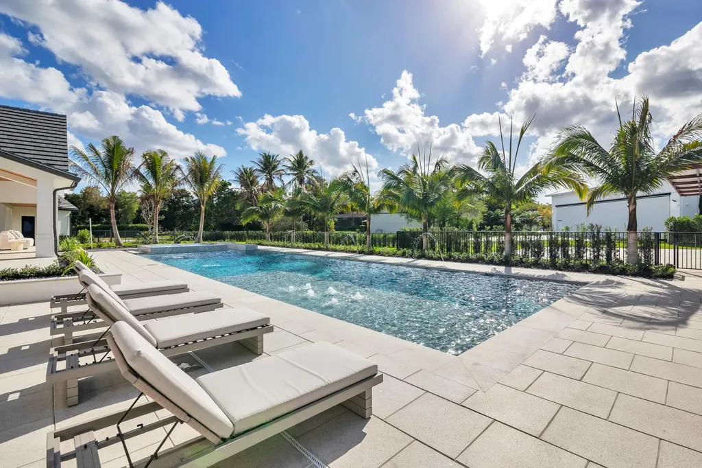 2015 Lockheed Terrace Wellington FL 33414