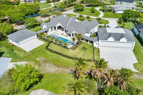 2015 Lockheed Terrace Wellington FL 33414
